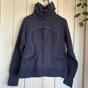 Lululemon Cuddle Up Jacket
Heathered Black Swan size 10